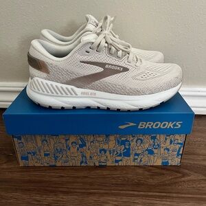 Brooks Ariel GTS - 7.5